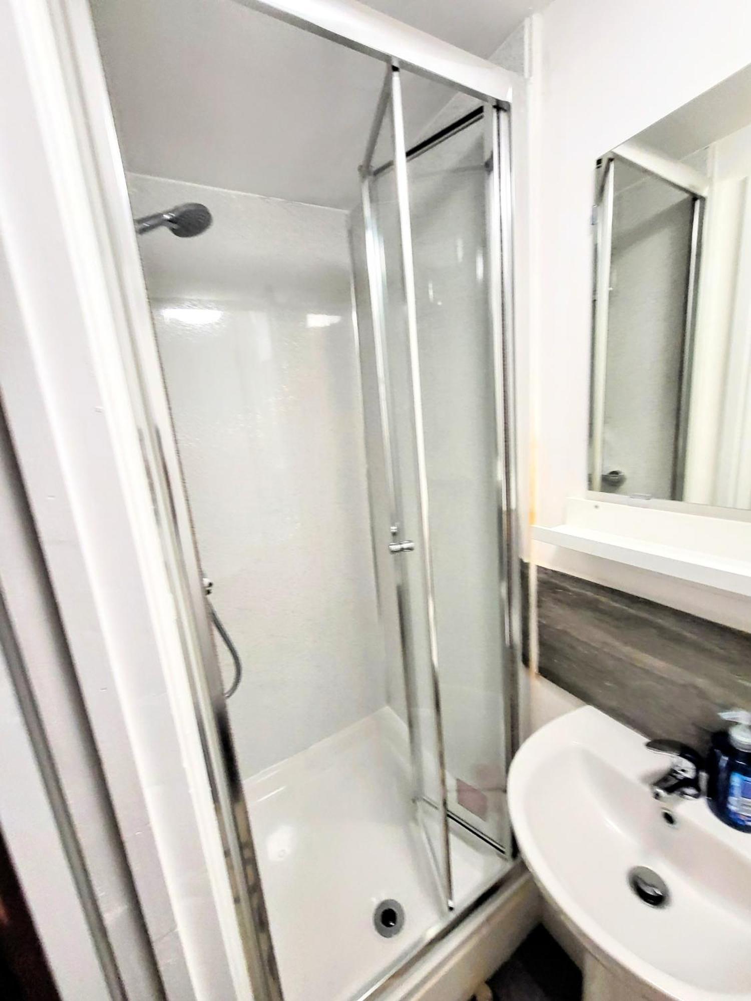 Premier Nottingham Studios - Burford Road Bagian luar foto